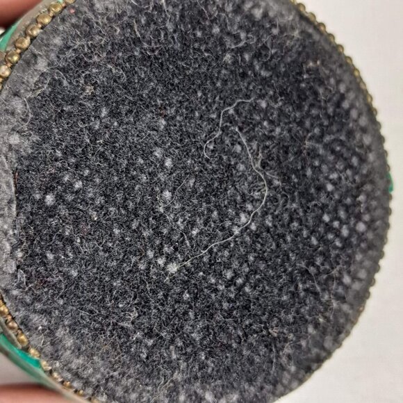 Trinket Boxes Set of 2 Red/Gold, Green/Gold Handmade Flat Stones Aluminum NWOT - Picture 5 of 11